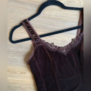 ARIANNE Vintage Lace Trim Velvet Tank Top